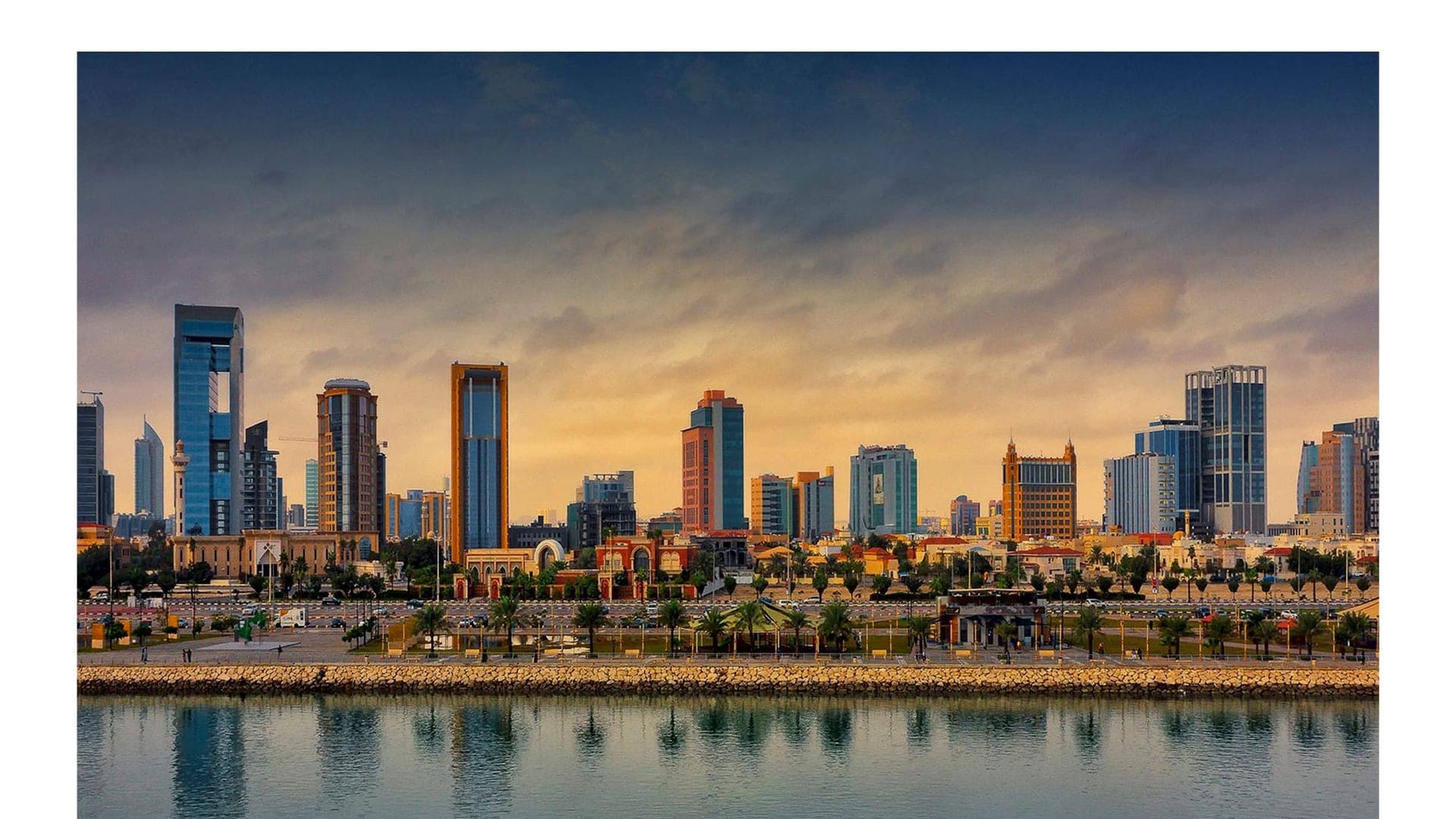 رحلة بحريه في قارب مميزه في الخبر