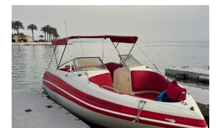 رحلة بحريه في قارب مميزه في الخبر
